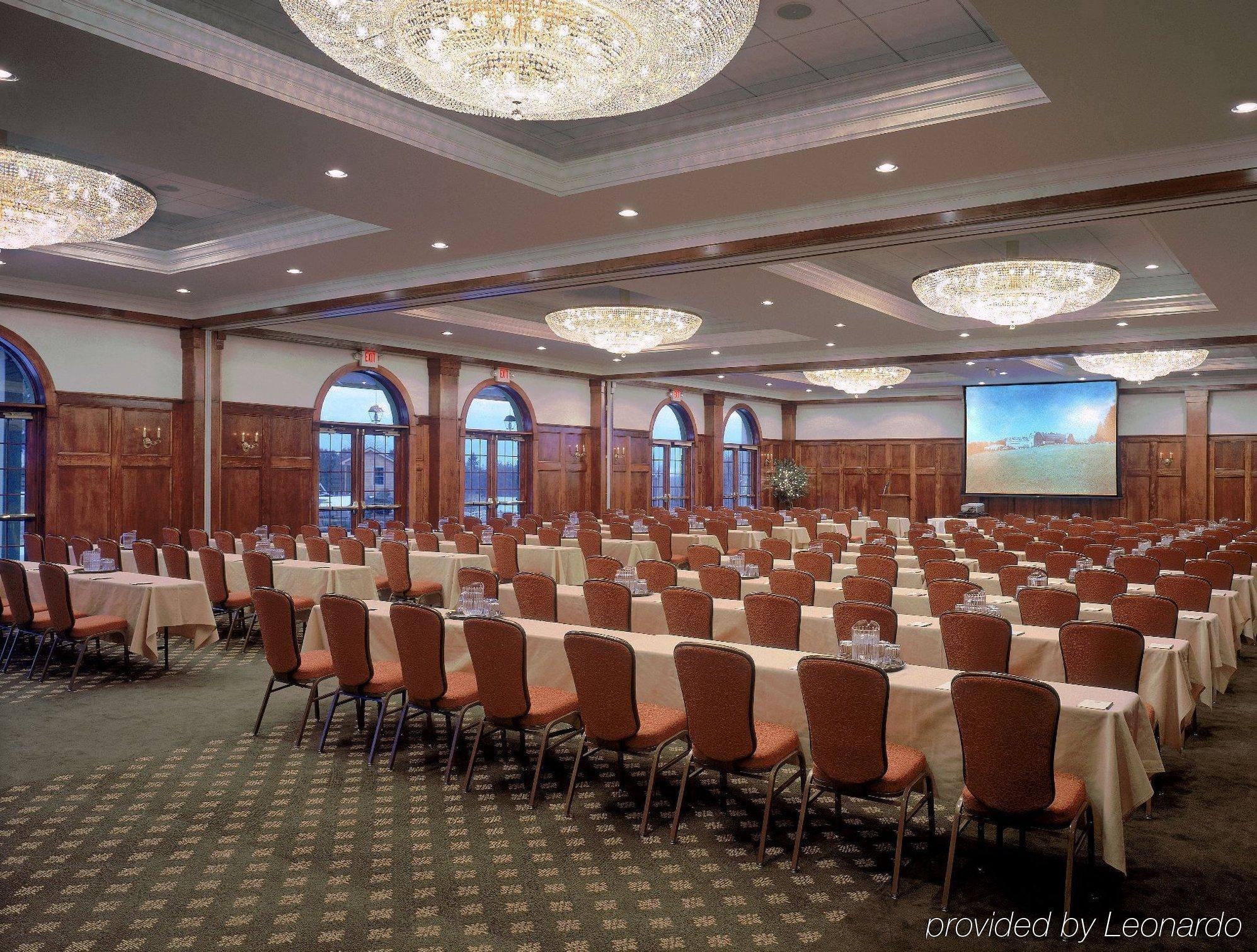Skytop Lodge 3*